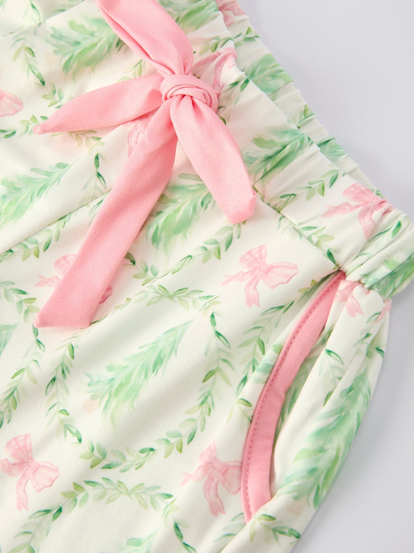 PREORDER Christmas Tree & Bow Print Girls Pajama Set