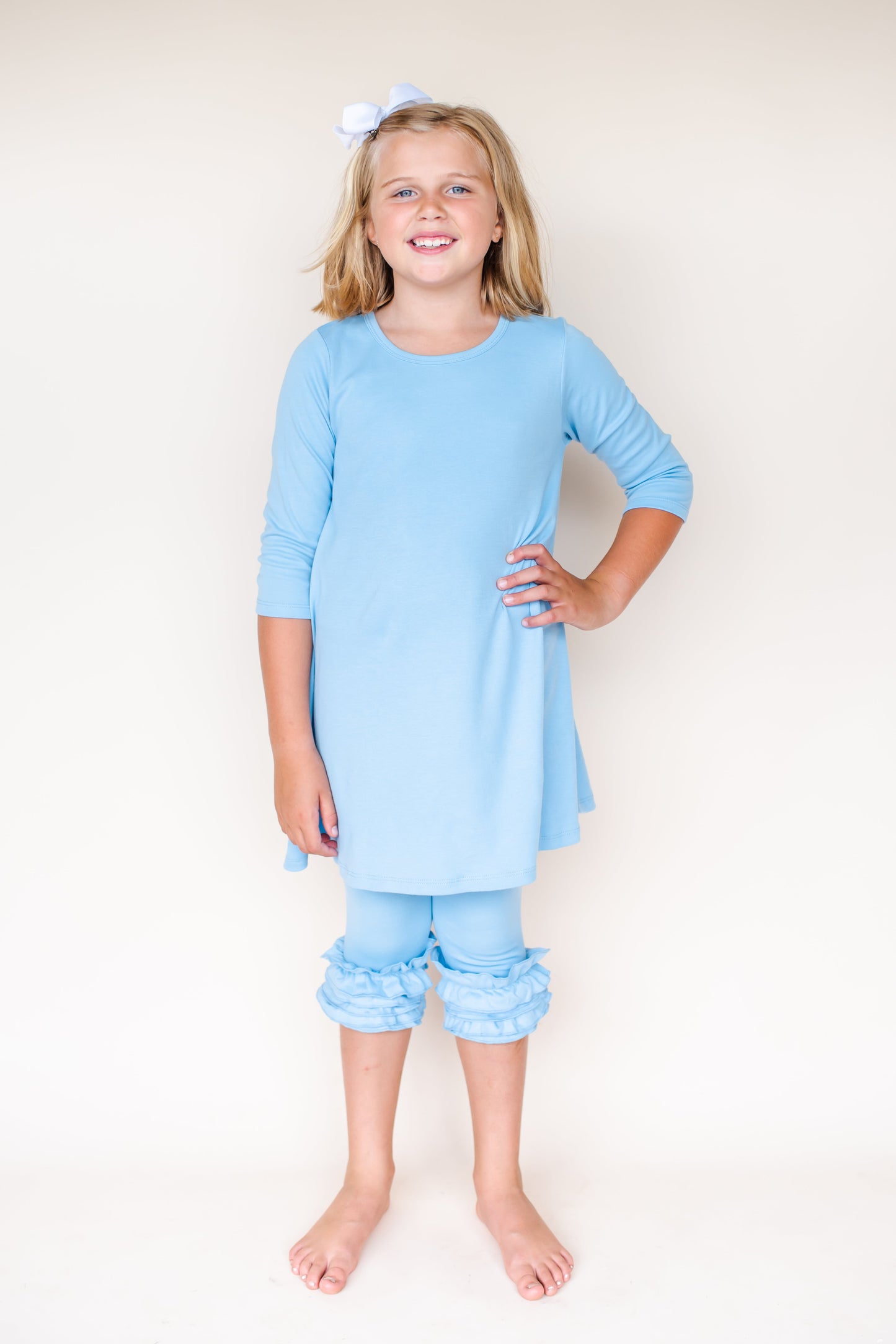 Girl's Solid Ruffle Icing Capris