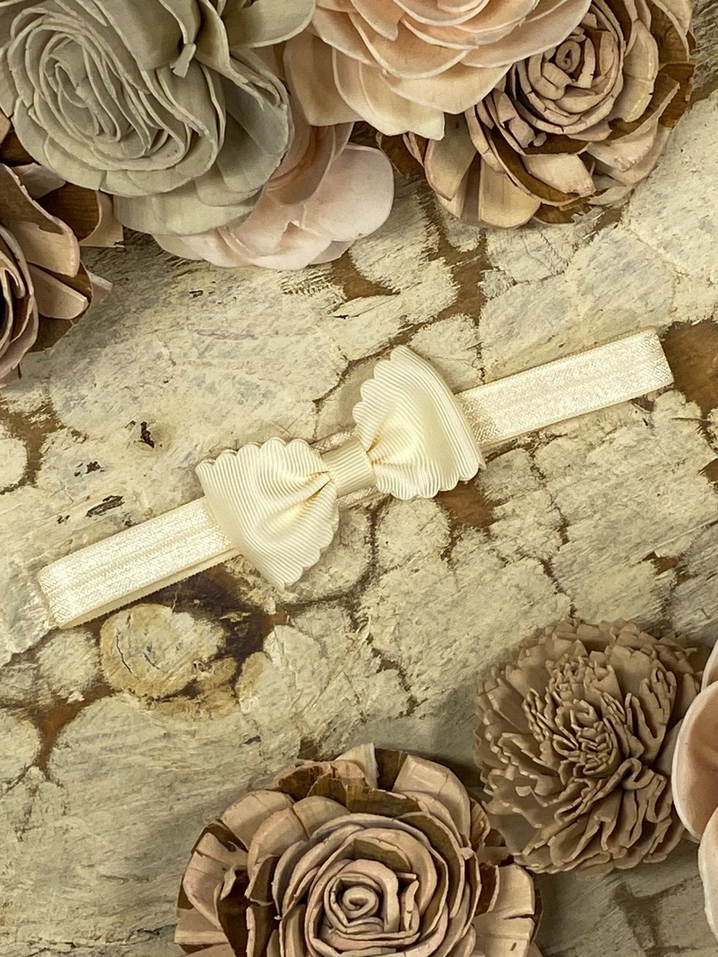 2.5" Bitty Scalloped Bow | Headband