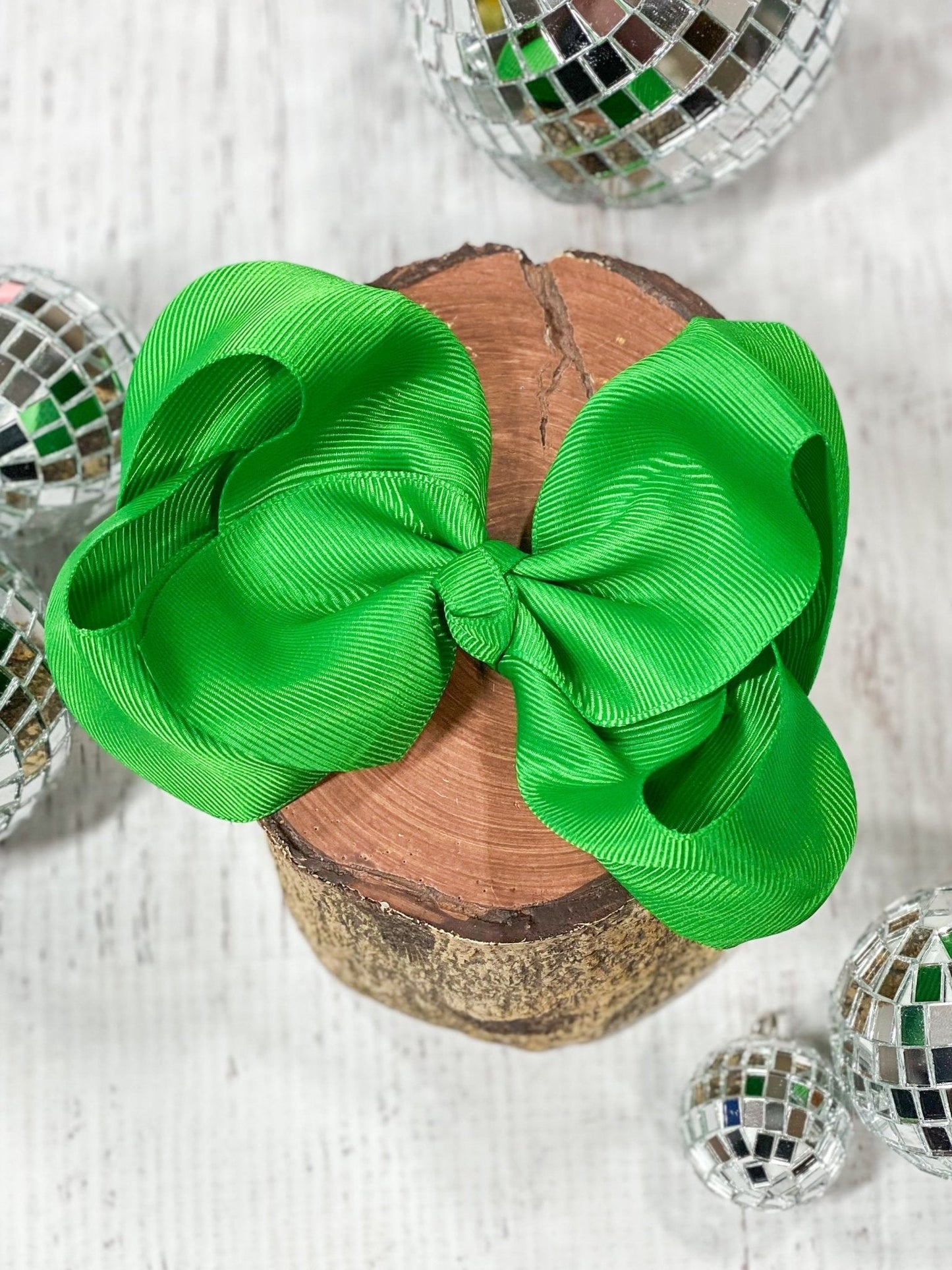 Classic Grosgrain Hair Bow - French Clip - 4.5"